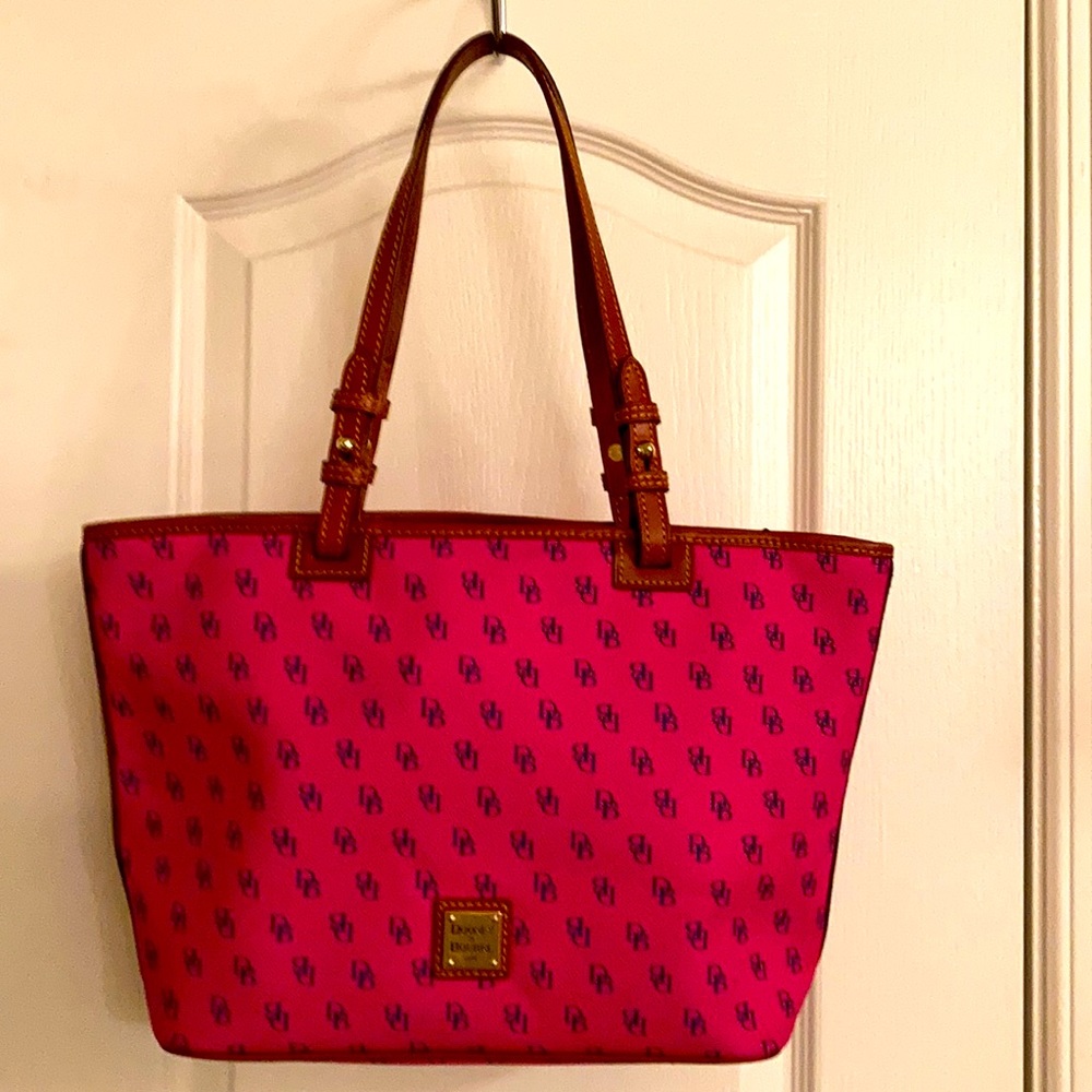 Dooney & Bourke Gretta Leisure Shopper